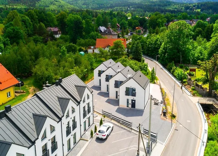 Sikorskiego Ii, Sun & Snow * Karpacz