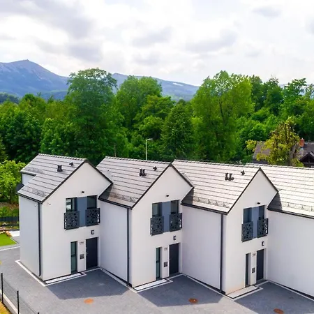 Sikorskiego Ii, Sun & Snow * カルパッチ